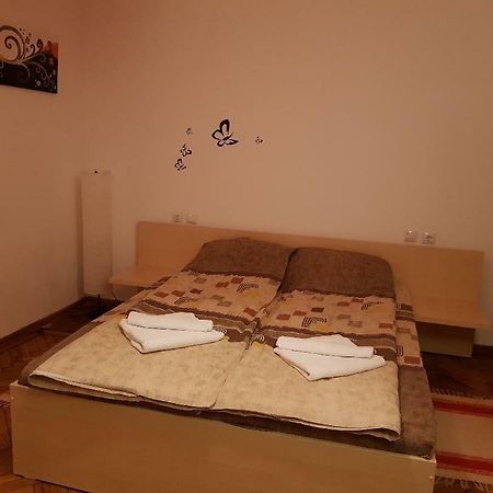 Apartamento Apartament Ultracentral Sibiu Exterior foto