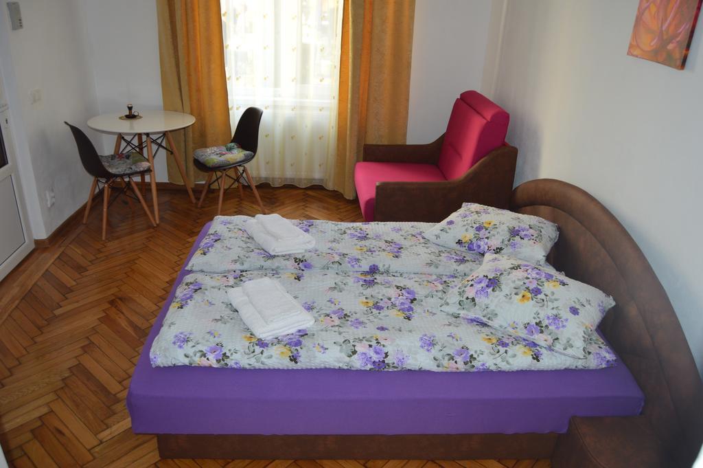 Apartamento Apartament Ultracentral Sibiu Exterior foto