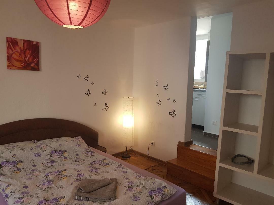 Apartamento Apartament Ultracentral Sibiu Exterior foto